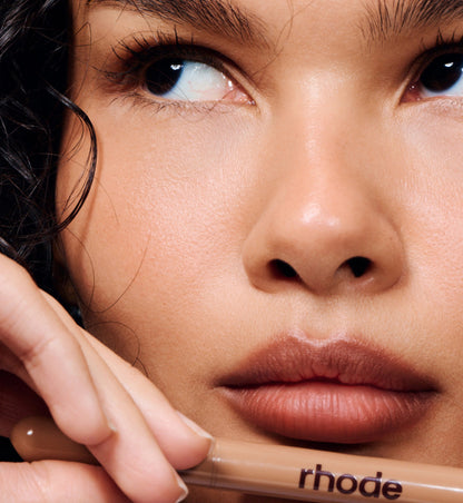Rhode peptide lip shape 'twist - warm taupe'