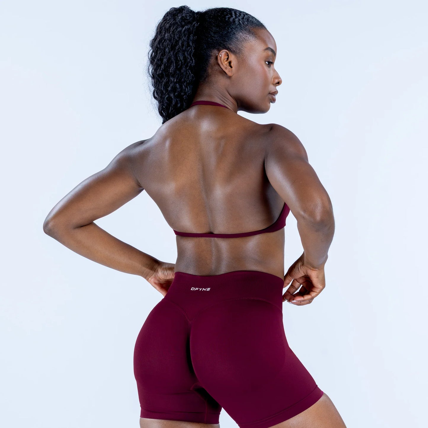 DFYNE Impact Strappy Bra Winter Berry