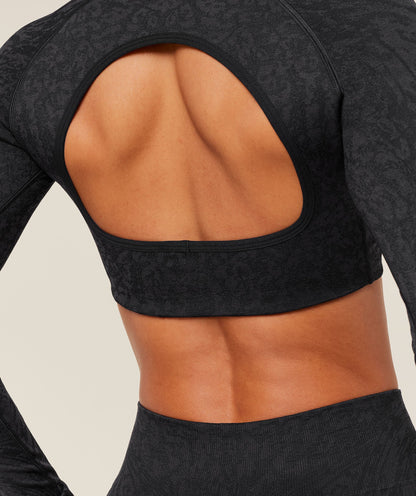 Gymshark Adapt Animal Sleeve Crop Top - Black