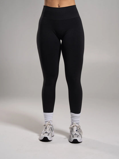 Pump Mid Rise Legging - Black | Workout Leggings | Alphalete